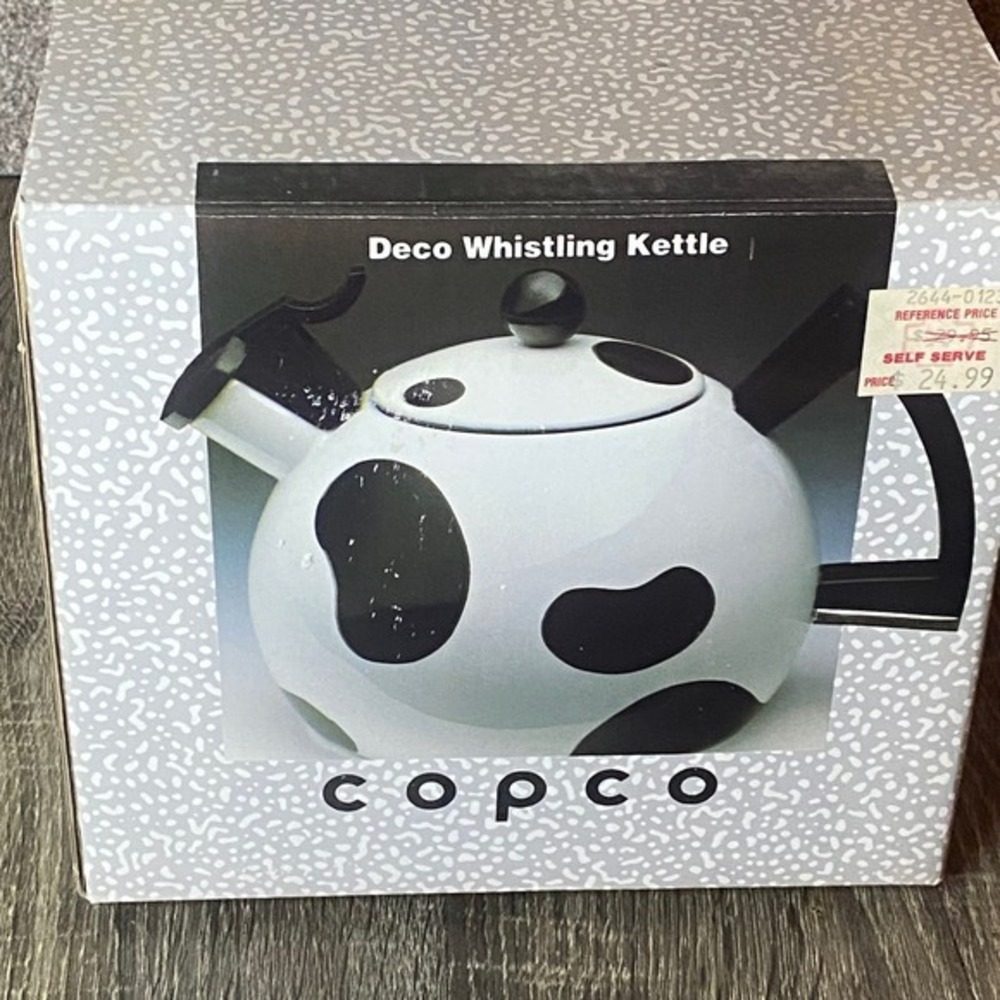Copco Deco Whistling Kettle Holsteam 2 1/2 Quarts Porcelain Enamel Steel Cow‎